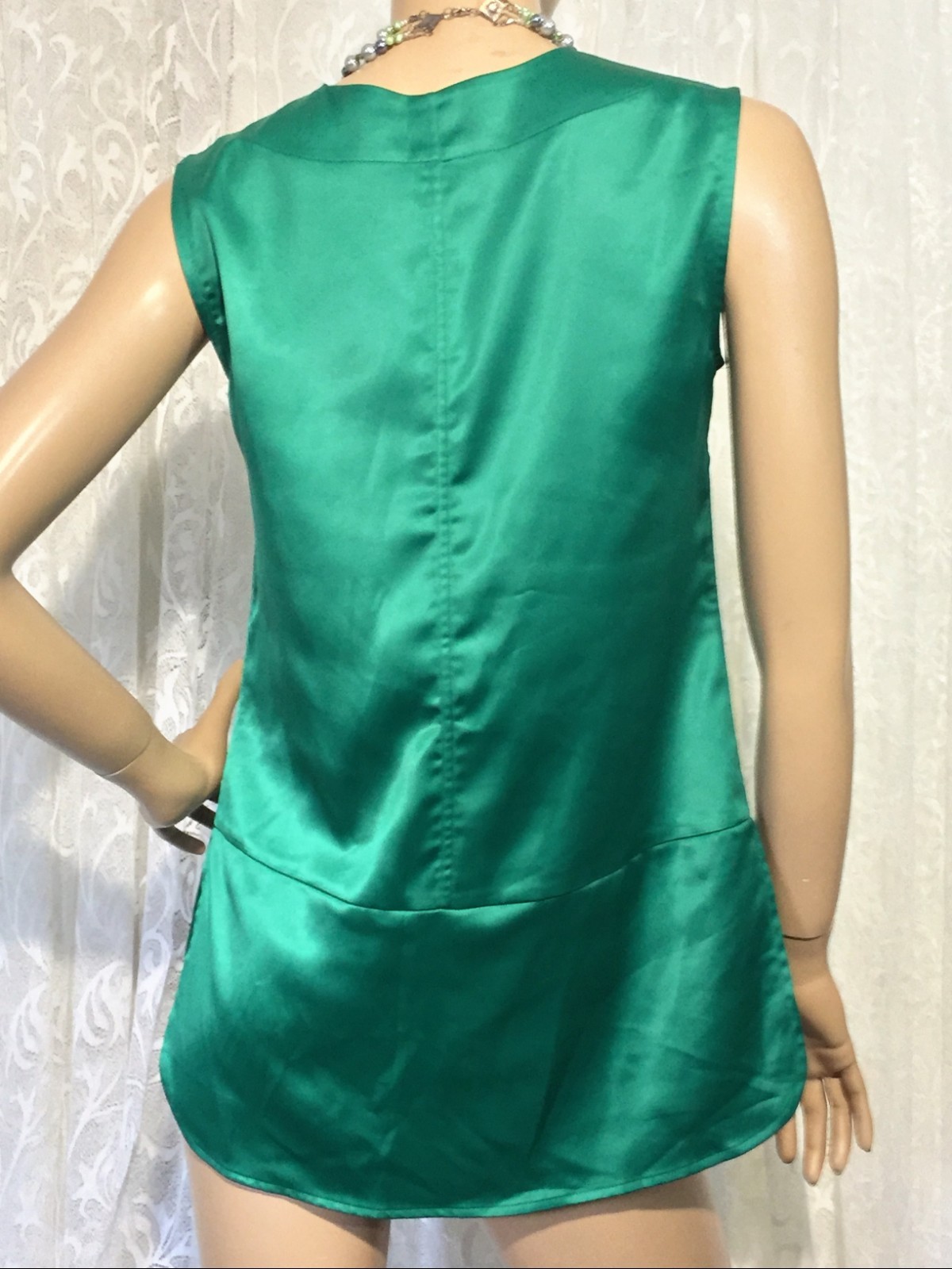 LAURA ASHLEY SIZE 6 EMERALD GREEN QUALITY SATIN TOP Gem