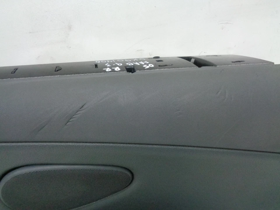 Panel de puerta lateral de pasajero trasero convertible SAAB 9-3 2004-2007 gris OEM CDK901406 Foto 2 de 4