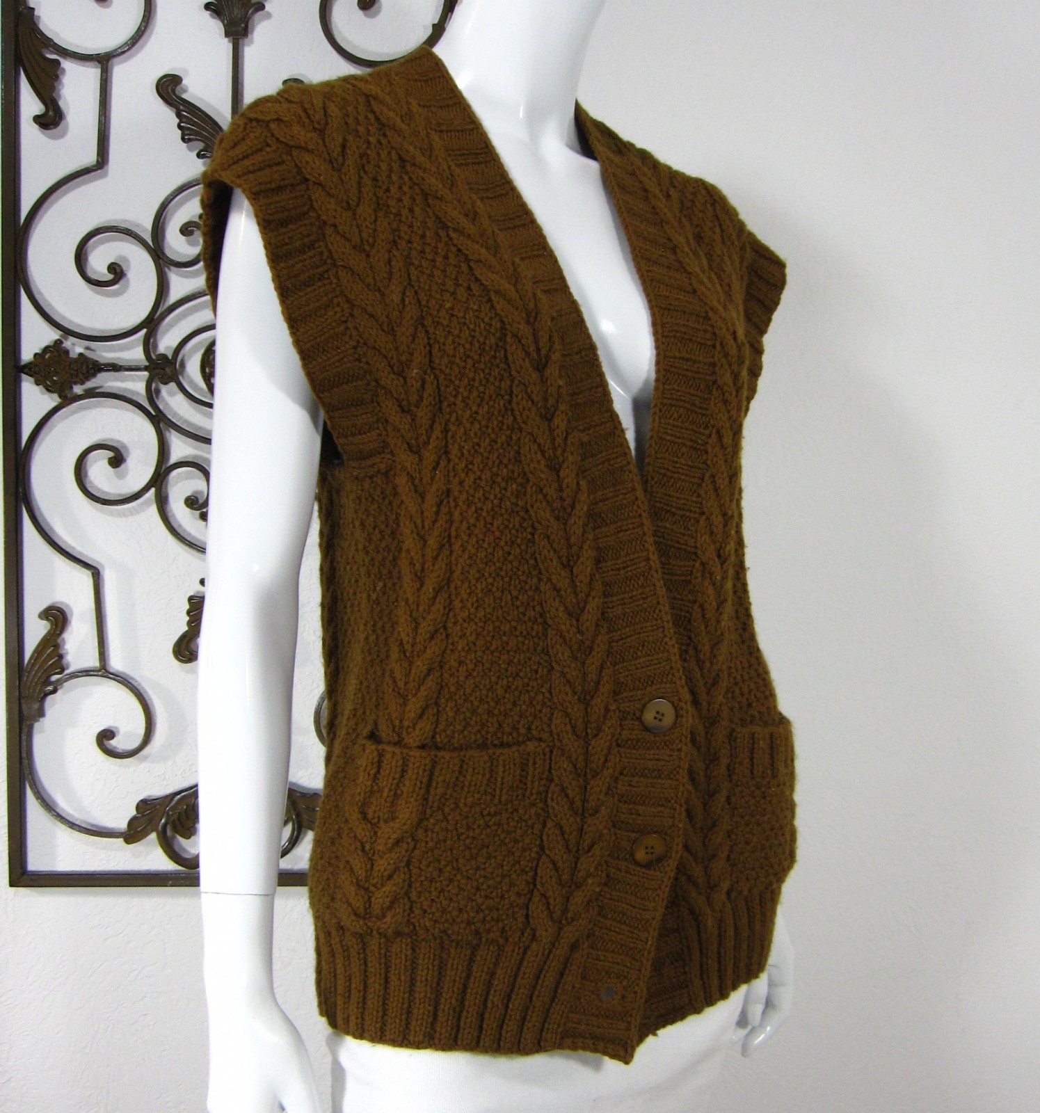 Ellen Tracy Sleeveless Cardigan Sweater 