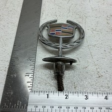00-05 Cadillac Brougham Hood Ornament Header Emblem