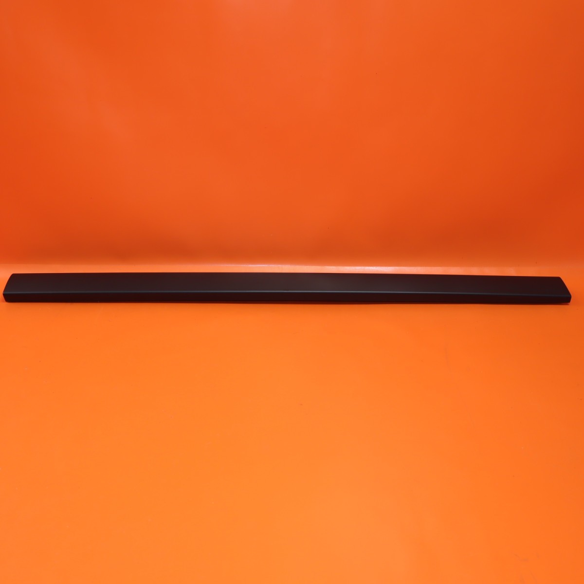 ROLLS ROYCE CULLINAN DOOR MOLDING LEFT FRONT 2017-2021 2022 2023 51137448585 OEM