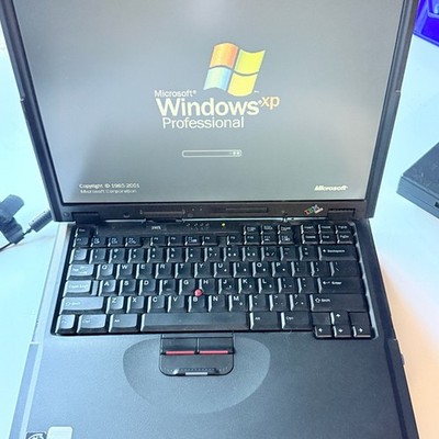 Vintage IBM ThinkPad 390X Laptop Pentium III 497MHz 128MB RAM Windows XP