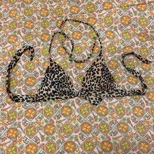 Victoria  s Secret bikini top leopard print size small