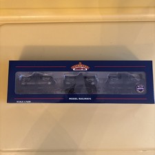 Bachmann 37-666A 14 Ton Tank Wagon ‘Esso’ Black Weathered (set of 3) BNMIB