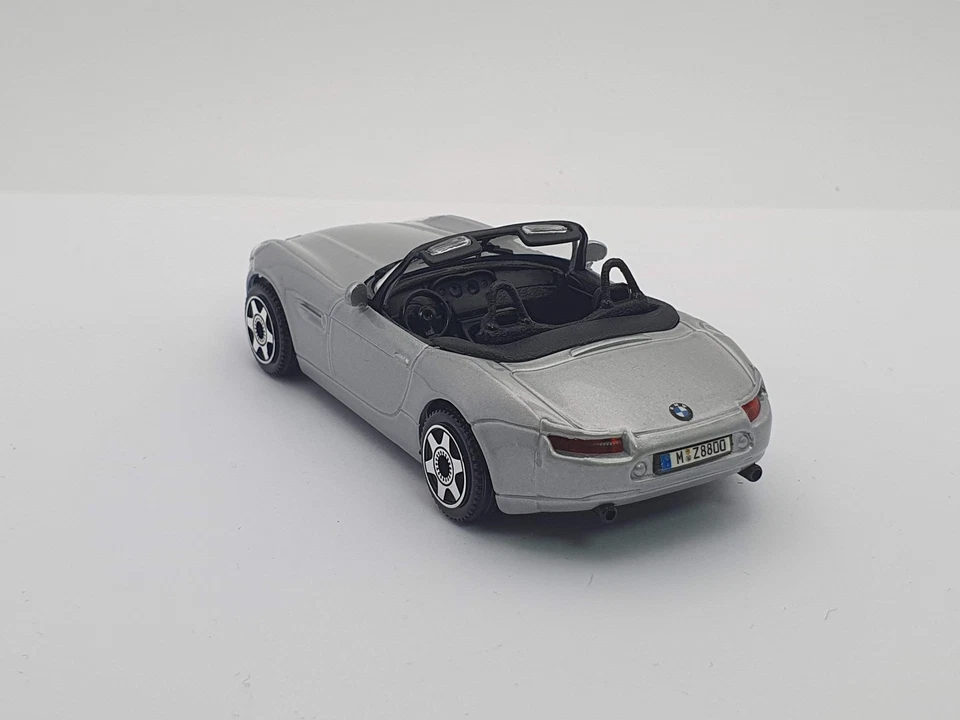 BMW Z8 Burago 1/43 Argento - Immagine 2 di 4