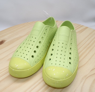 Native Jefferson Bloom Water Shoes Unisex Sunny Green M 9 / W 11 Perforated NWT