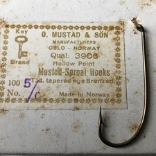 Box Mustad & Son Key Brand Norway Tapered Bronzed Hallow Point Hooks Qual 3906