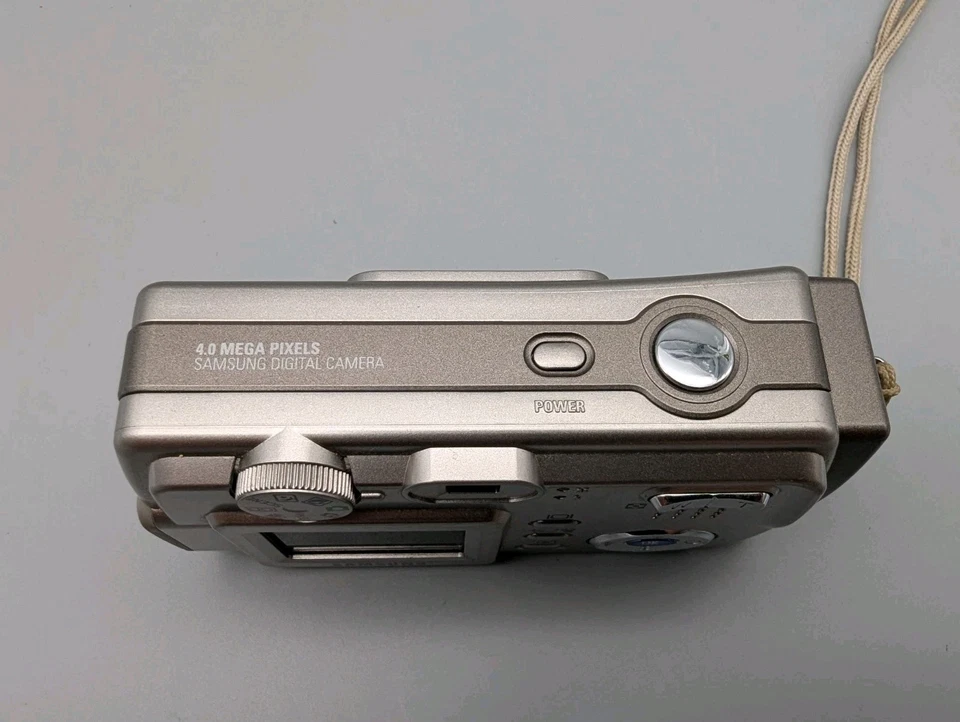 Samsung Digimax 430 4MP Digitalkamera Kamera guter Zustand Vintage Retro ✅ - Bild 2 von 4