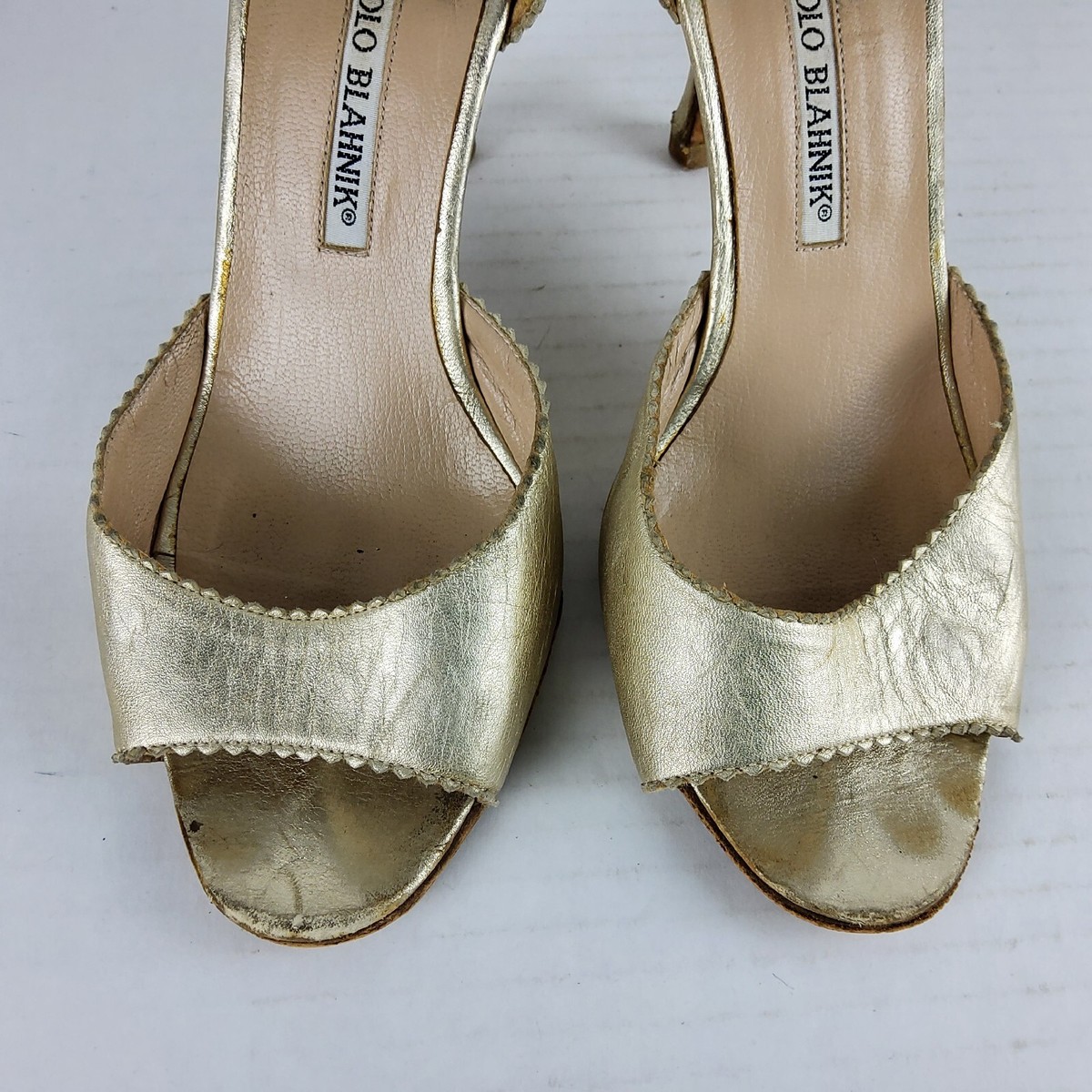 Manolo Blahnik Women's Gold Peep Toe Heels Pumps Size 36.5