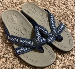 earth malia flip flops