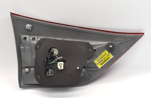 Tail Light Assembly For Toyota Sienna 2011 12 13 14 Passenger Side Inner - Picture 2 of 7
