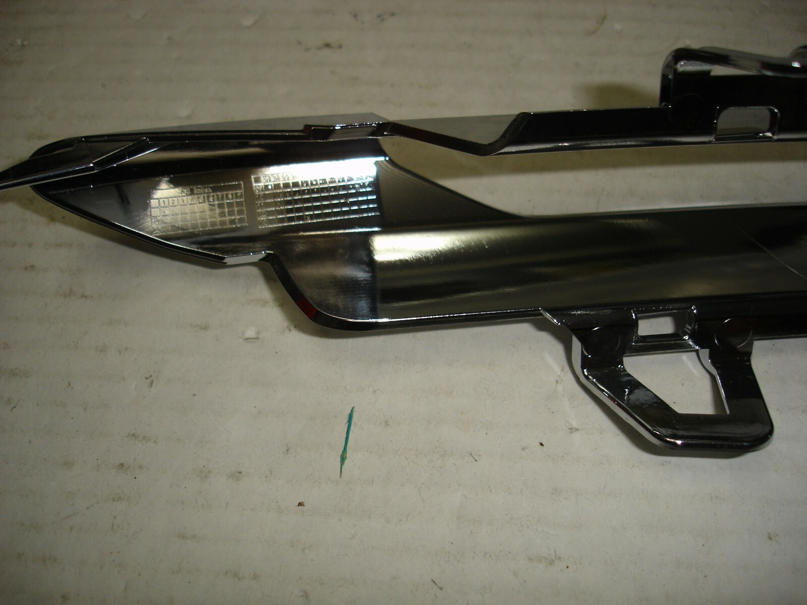 MERCEDES-BENZ A 2048852774 FOG LAMP CHROME BEZEL LEFT SIDE | eBay 