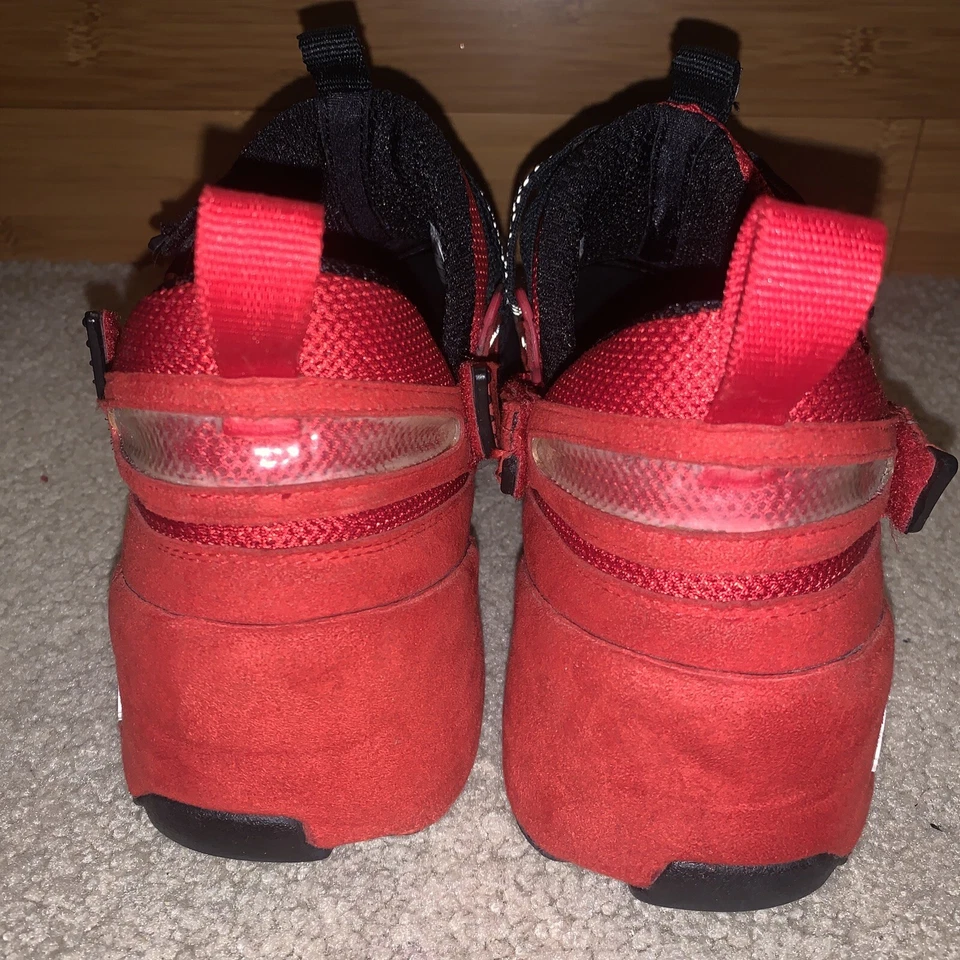 Nike Air Jordan T Runner Zapatilla LX OG Rojo Negro Talla 12 Número 313321-061 Foto 4 de 4