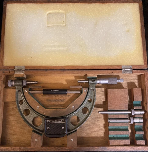 Mitutoyo 2-6 2”-6” Micrometer 6299169 With Box As Seen Missing Pieces