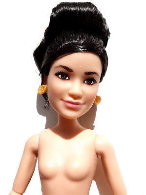 Barbie @Mattel Doll DEBOXED NUDE Yule CHO CHANG  aus Potter Hogwards Konvult