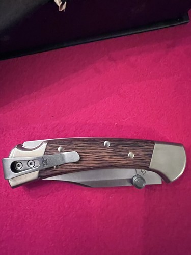 BUCK USA EXCLUSIVE 112 RANGER BOS S35VN BLADE WALNUT DYMALUX HANDLE. NIB - Picture 11 of 22