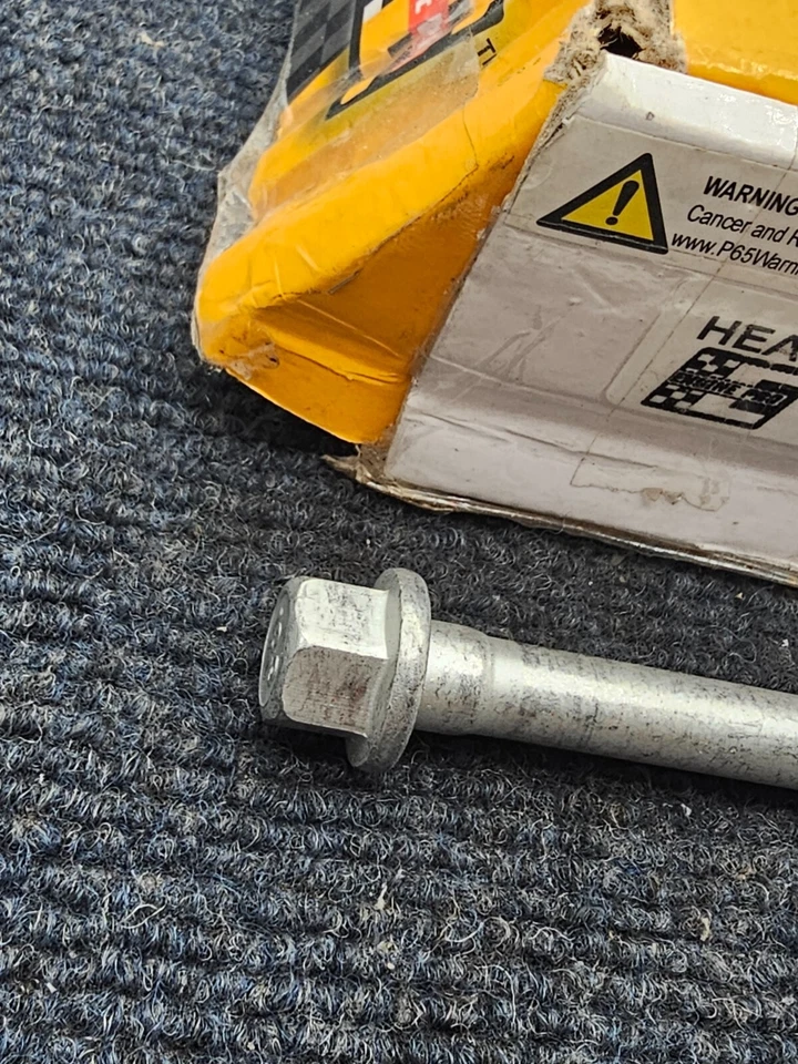 Motor Pro 38-3181: pernos de cabeza hexagonal para GM/Chevrolet/GMC/Martillo 2001-2007 8,1 L Foto 3 de 4