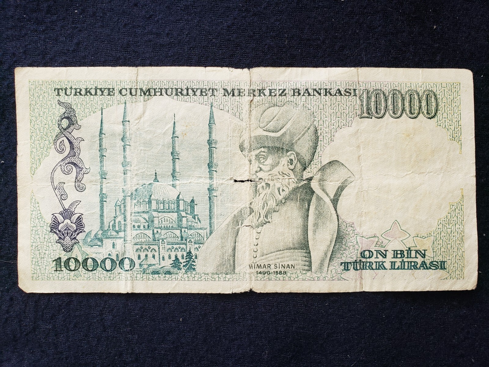 Foto 2 di 2