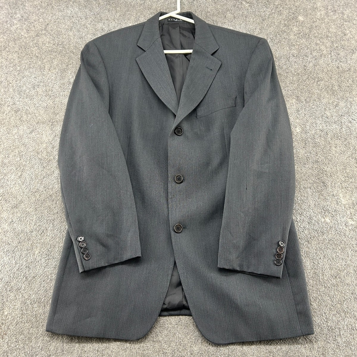 VINTAGE Hugo Boss Blazer Mens 40R Gray Wool Three Button Suit