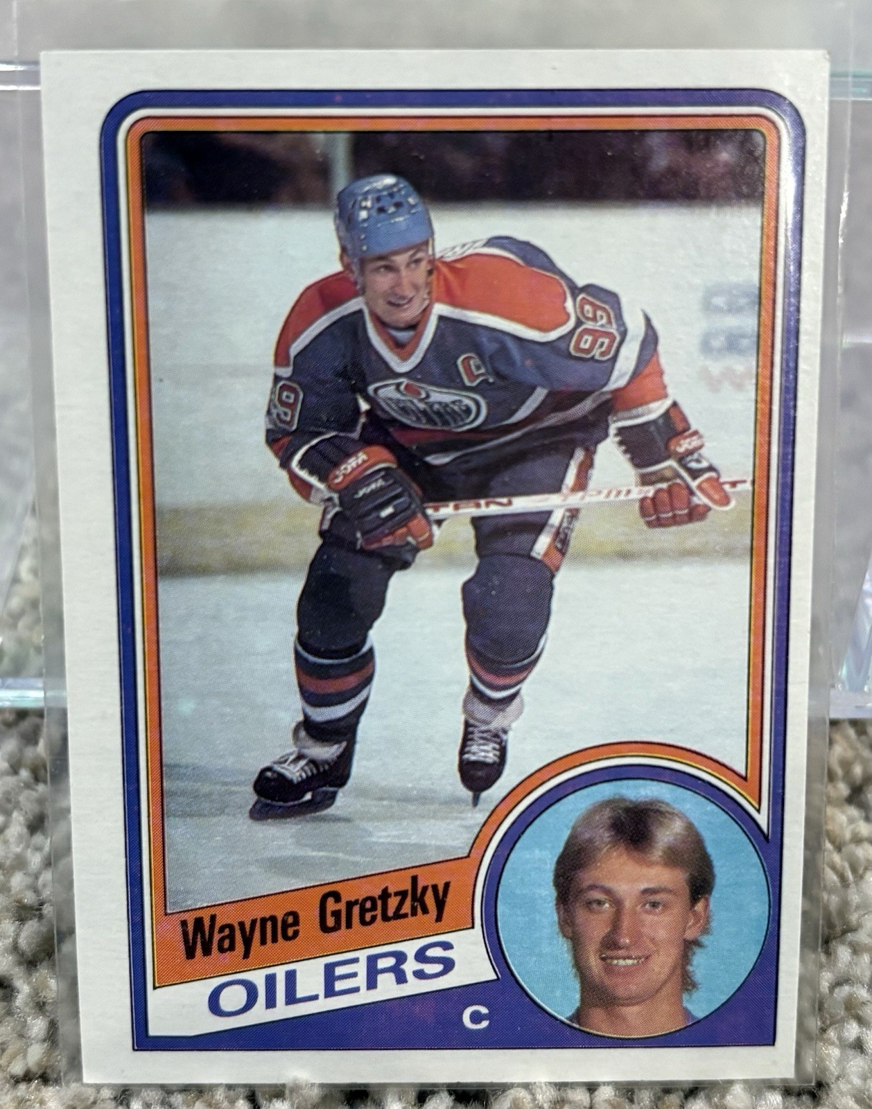 1984-85 Topps - Wayne Gretzky #51 Edmonton Oilers - Bottom Corner Ding