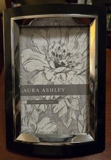 Laura Ashley Black Picture Frame 5x7 Easel  Hook