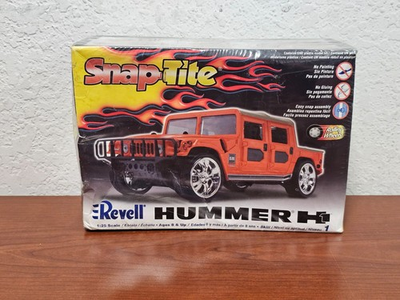 #ad Revell Hummer H1 Snap Tite Model Kit 1:25 Scale Skill 1 SEALED $19.99