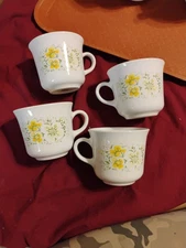 Set of 4 Corelle Corning April Yellow Flowers Cups Mugs Lot