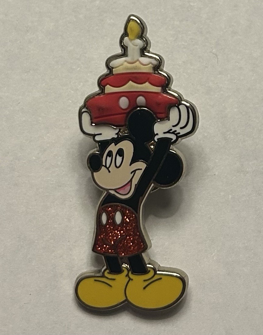Disney Store - Flair - Mickey Birthday Cake - Rubber Free-D Cake Pin