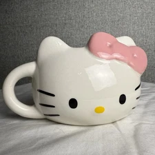 NEW Sanrio Hello Kitty Coffee Mug Pink Bow Planter Kitty Cat - Flaw