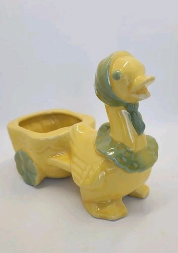 Vintage Shawnee Pottery Yellow & Green Goose / Duck & Cart Mini Planter USA 752