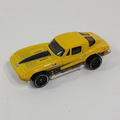 1979 HOT WHEELS '63 CORVETTE STINGRAY 327 SPLIT WINDOW YELLOW 2.75'' DIECAST CAR