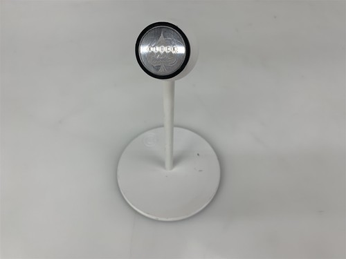 Klock Werks ioMounts iOstand 9.75" Tall White - w/ Black Magnet Pucks - 第 1/5 張圖片