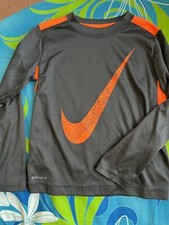 Nike Dri-Fit Long Sleeve T Shirt Boys Swoosh Logo Gray/Orange Size 3-4 -Preowned