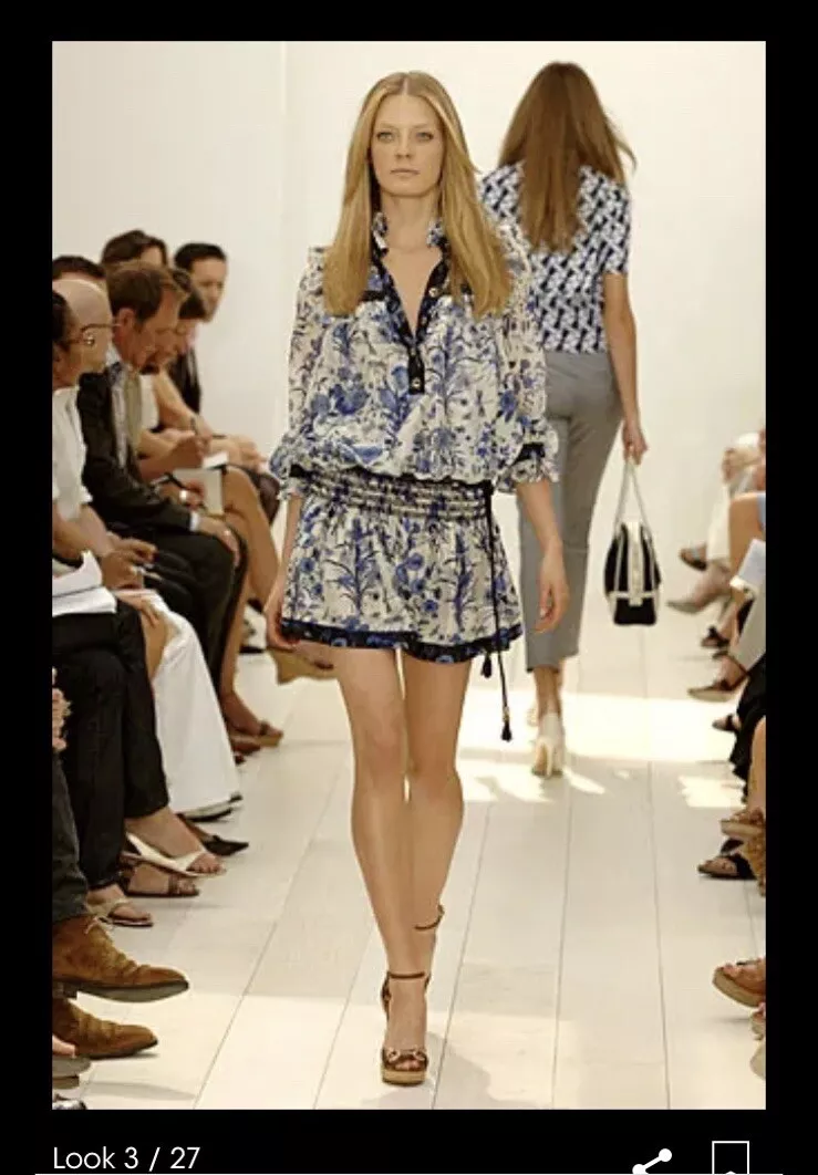 Robe Gucci 2007 100 % soie imprimé floral bleu blanc taille 42IT/6US EUC Frida Giannini