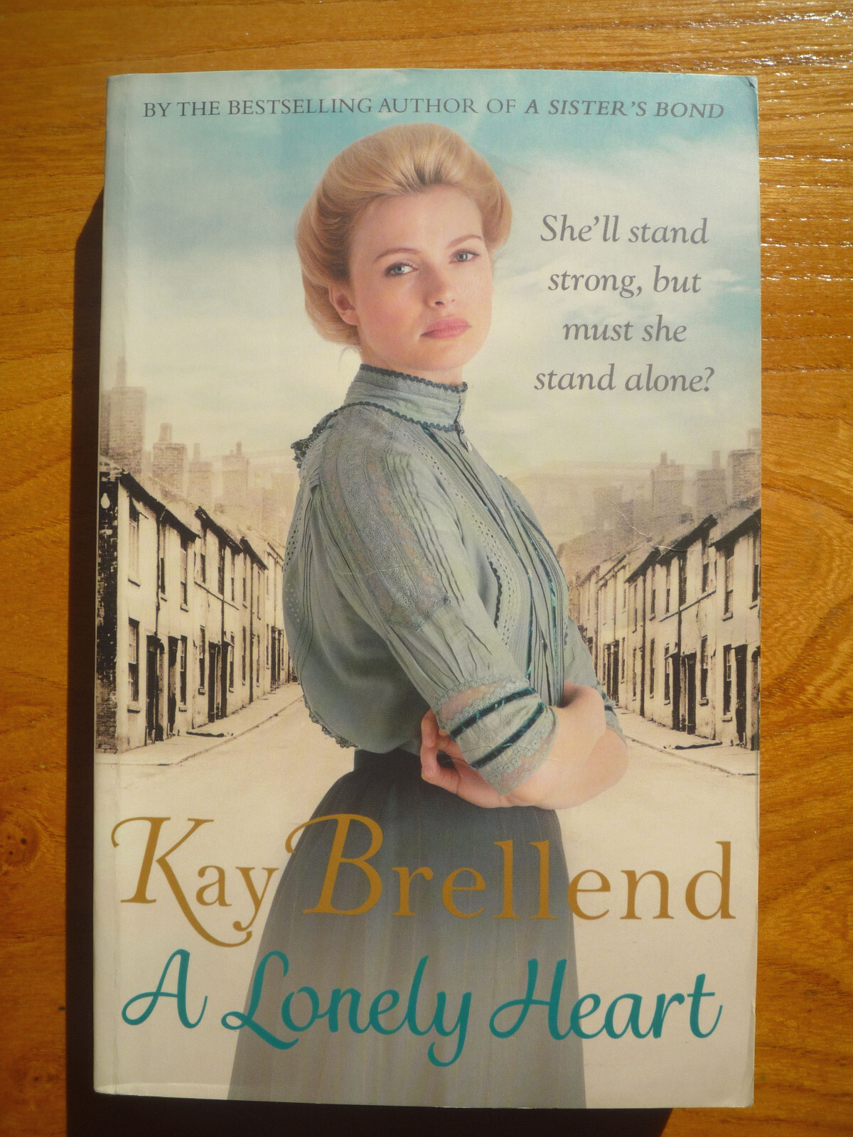 A Lonely Heart (Bittersweet Legacy) by Kay Brellend (Paperback) Used - Very Good