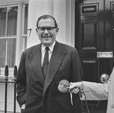 Reginald Maudling during the Conservative Party leadership 1960s OLD PHOTO
