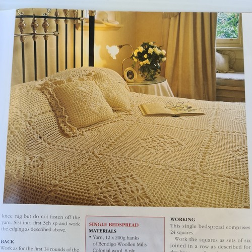 2 x Carnival Very Easy Crochet Throws & Cushions & Australian Crochet Booklets - Picture 19 of 24