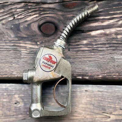 Chevron Supreme Gas Pump Nozzle Wall Decor With Retro Vintage