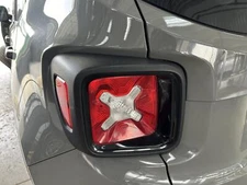 Used Rear Right Ind Rr Suspension Assembly fits: 2020 Jeep Renegade 4x2 w/o cros