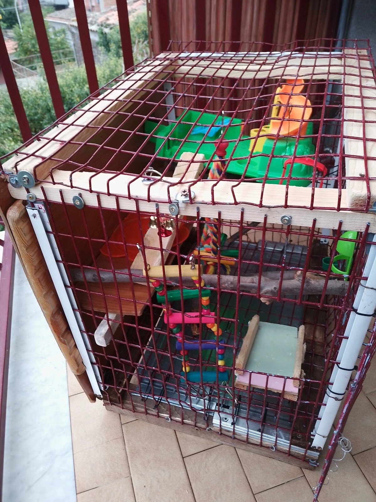 Aviary for parrots ash, parrots Amazon etc with sunroof