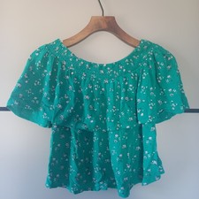 Hollister Green Floral Viscose Top Size Small