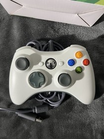 Microsoft Xbox 360 White Console Bundle with ControllerCablesand Games ReadDisc!