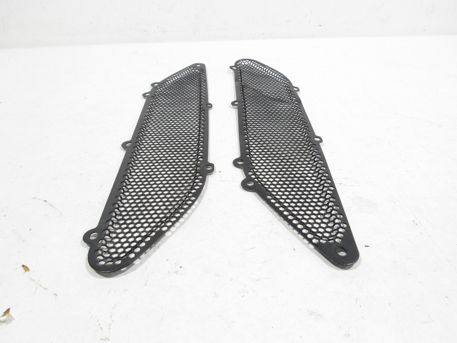 14-18 Aston Martin Vanquish 2014 Front Left Right Hood Bonnet Grille Mesh Set |