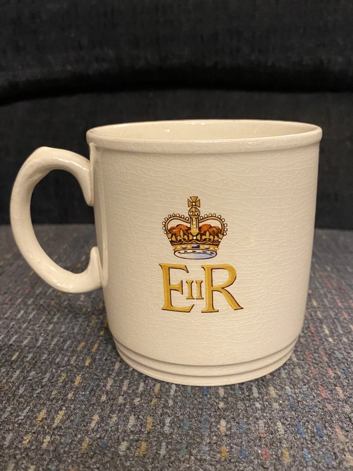 Reina Isabel II-Real Británica Conmemorativa-Taza-Coronación Foto 2 de 4