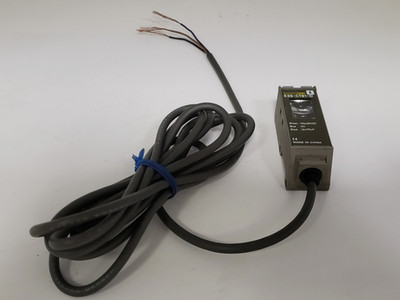 OMRON E3S-CT61-D PHOTOELECTRIC SENSOR THROUGH-BEAM RECEIVER 10-30VDC