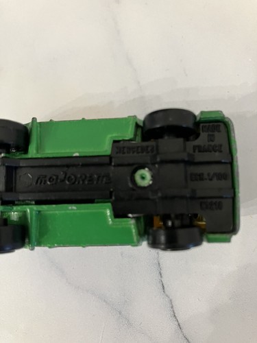 Majorette No.218 Mercedes-Benz Garbage Truck Green 1:100 Ville de Paris. - Picture 11 of 11