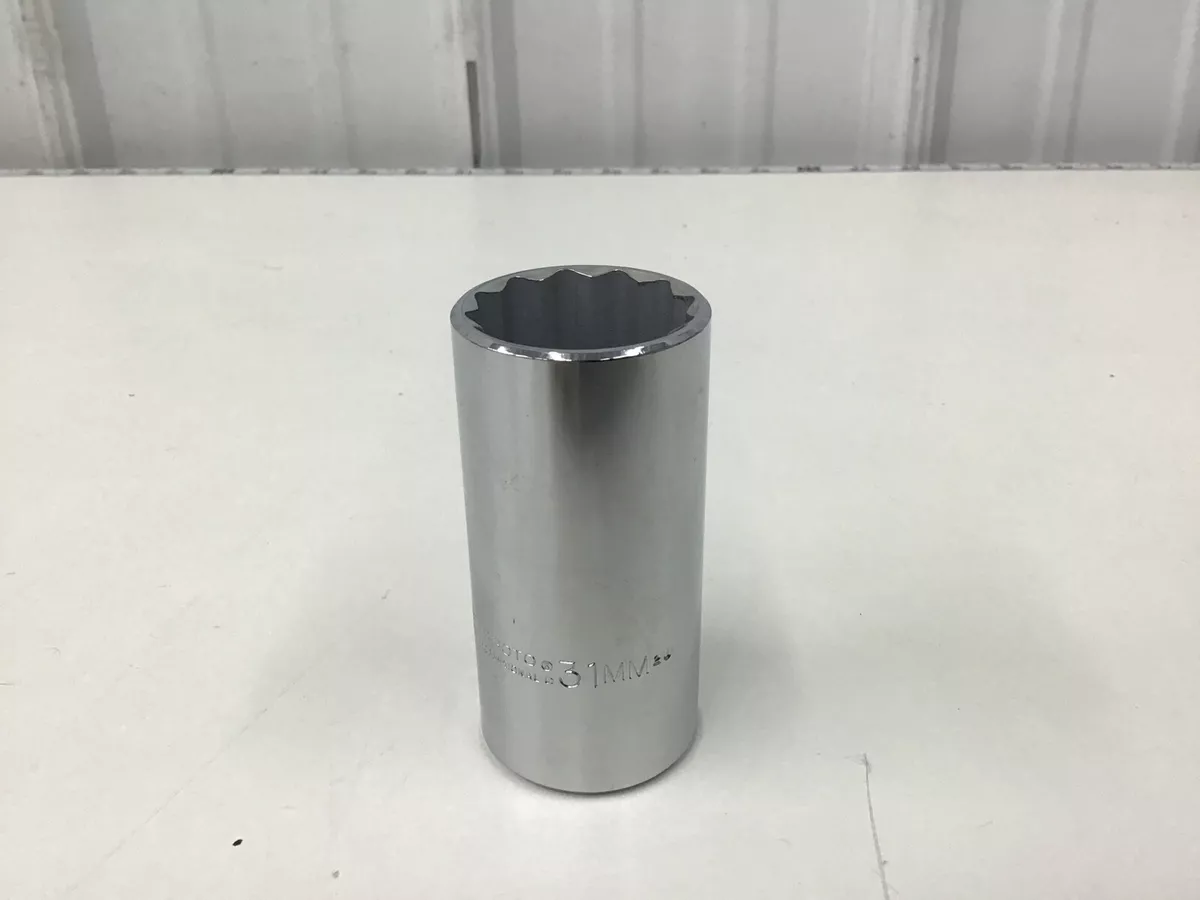 31mm socket outlet