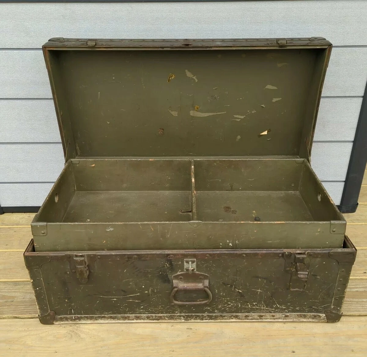 Vintage WWII Military Foot Locker Trunk w/ Insert Tray 1947