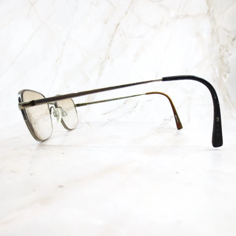 Encantadoras gafas de sol montura para hombre plateadas titanio puro medio borde rectangular 55-20-145 Foto 3 de 4