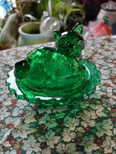 Glass Nesting Cat***Mosser Glass Company**Emerald Green**